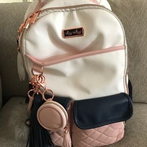 Aaryn Williams Itzy Ritzy Diaper Bag